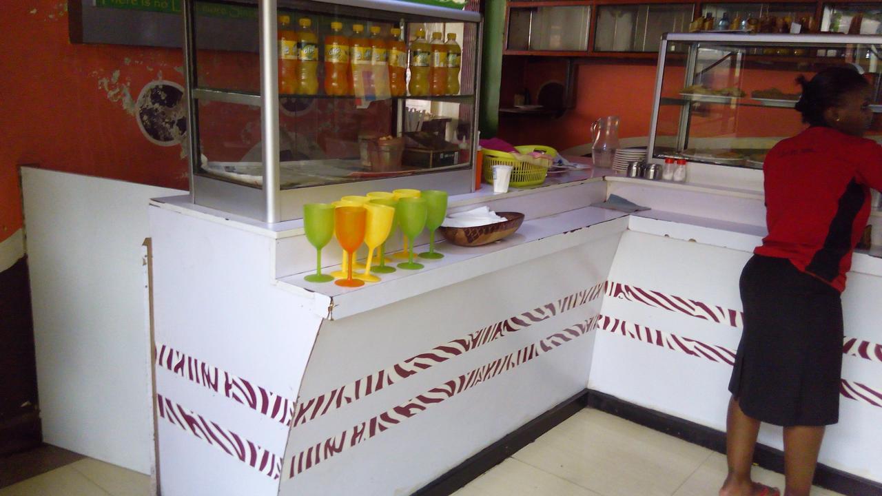 Royal Palm Hotel And Suites Nakuru Exterior photo